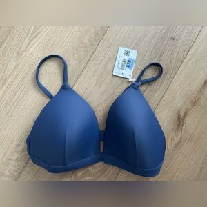 lululemon athletica Blue Bikini Top - 6D - NWT